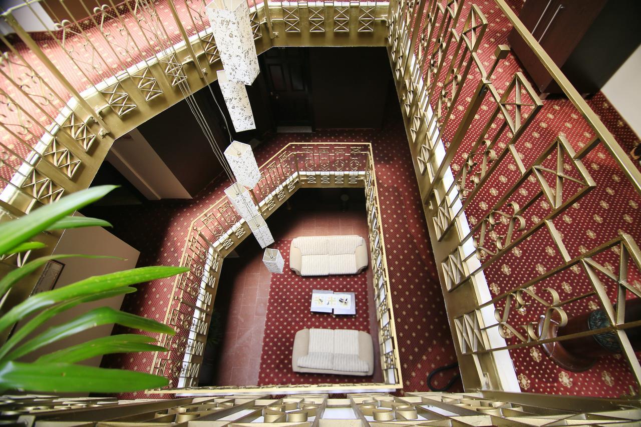 Cevik Palace Otel Анталия Екстериор снимка