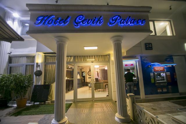 Cevik Palace Otel Анталия Екстериор снимка